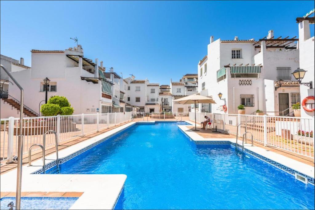 Apartamento Primera Linea De Playa Manilva Exterior photo