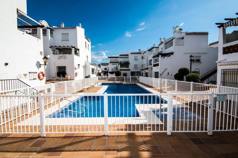 Apartamento Primera Linea De Playa Manilva Exterior photo